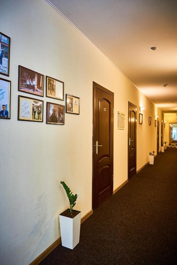 Отель Hotel Leotel Львов-25