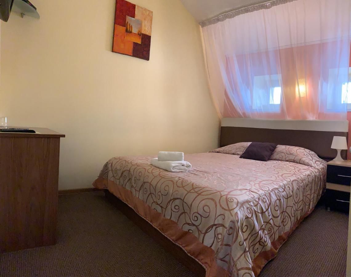 Отель Hotel Leotel Львов