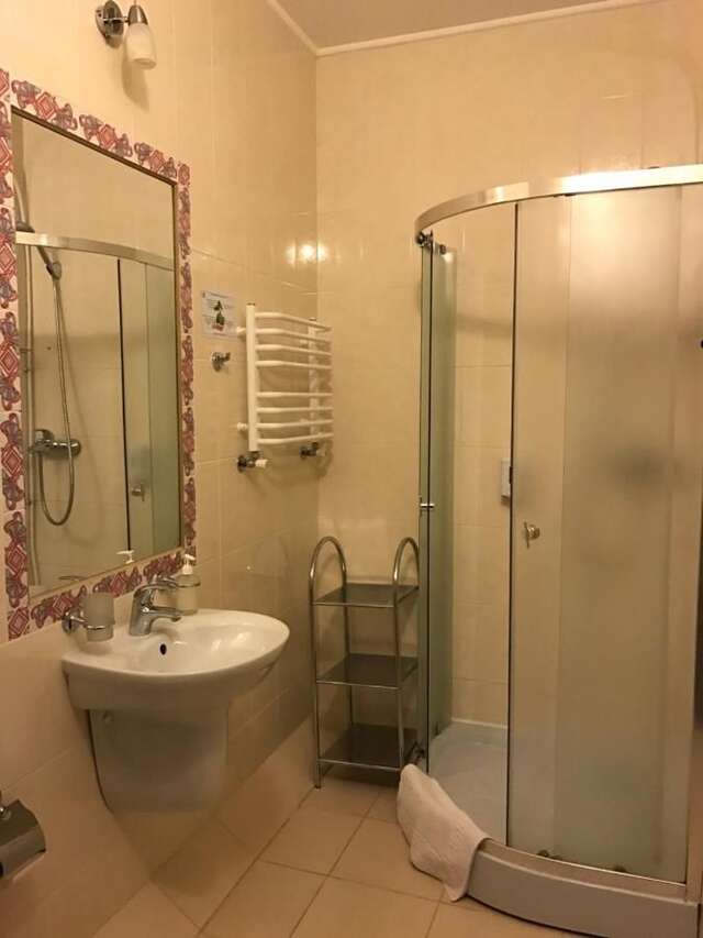 Отель Hotel Leotel Львов-40