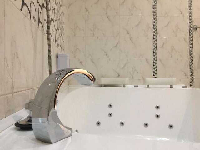 Отель Hotel Leotel Львов-11